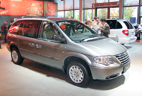 Image du vehicule CHRYSLER VOYAGER IV PHASE 2 - 5P 2004-04->2008-03