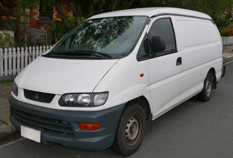 Image du vehicule MITSUBISHI L-400 - 1994-12->2002-12