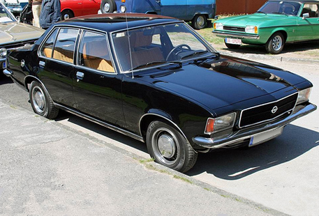 Image du vehicule OPEL REKORD I (D) - 4P 1971-09->1977-09