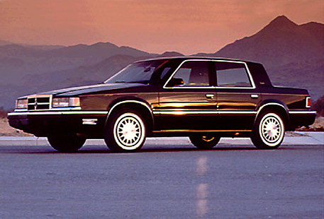 Image du vehicule CHRYSLER DYNASTY - 1988-01->1993-12