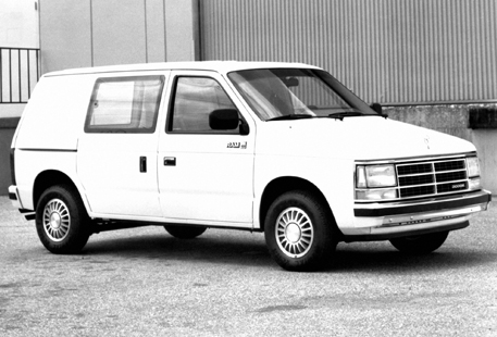 Image du vehicule DODGE MINI RAM - 1984-01->