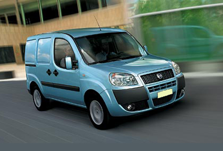 Image du vehicule FIAT DOBLO I CARGO PHASE 2 - 4P 2006-01->2010-10