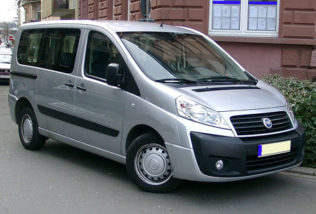 Image du vehicule FIAT SCUDO II COMBI - 4P (3000mm) 2007-04->
