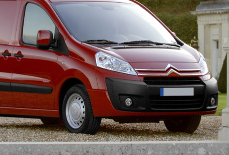 Image du vehicule CITROEN JUMPY II FOURGON - 5P LONG SURÉLEVÉ 2007-01->