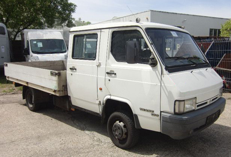 Image du vehicule NISSAN TRADE CHASSIS DOUBLE CABINE - 4P 1994-01->