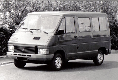 Image du vehicule RENAULT TRAFIC I BUS PHASE 1 - 4P 1982-08->1989-05