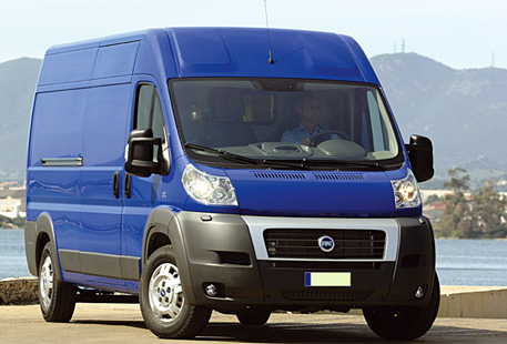 Image du vehicule FIAT DUCATO III FOURGON PHASE 1 - 4P -33- LONG (4035mm) 2006-06->2015-06