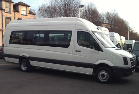 Image du vehicule VOLKSWAGEN CRAFTER I MAXI COMBI PHASE 1 - 4P -35- LONG (4325mm) SURÉLEVÉ 2008-08->2011-05