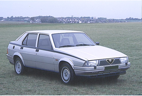 Image du vehicule ALFA-ROMEO 75 PHASE 1 - 4P 1985-11->1988-12