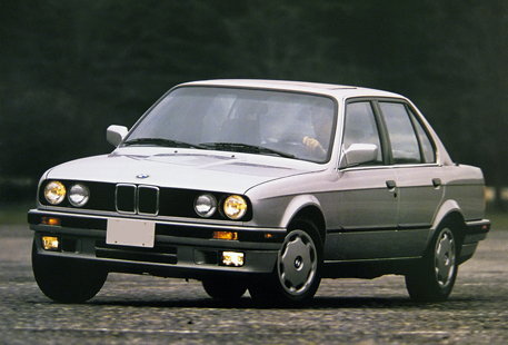 Image du vehicule BMW SERIE 3 II (E30) - 4P 1983-06->1991-01