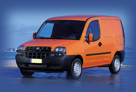 Image du vehicule FIAT DOBLO I CARGO PHASE 1 - 3P 2001-03->2005-12