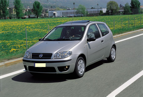 Image du vehicule FIAT PUNTO II PHASE 2 - 3P 2003-05->2009-10
