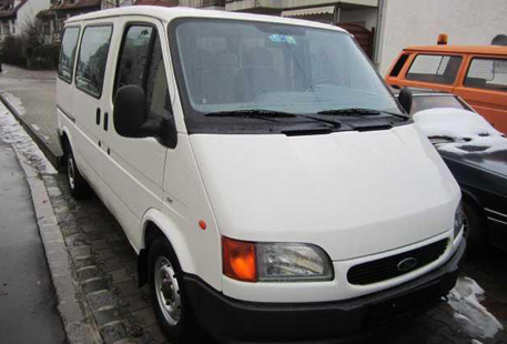 Image du vehicule FORD (EU) TRANSIT II KOMBI PHASE 3 - 4P -100- COURT 1994-10->1999-07