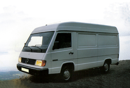 Image du vehicule MERCEDES MB100 SPRINTER I FOURGON PHASE 2 - 4P -27- 1991-07->1995-05