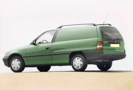 Image du vehicule OPEL ASTRA I DELVAN (F) PHASE 1 - 3P 1992-07->1994-06