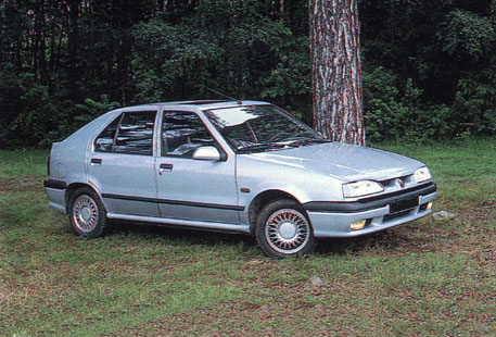 Image du vehicule RENAULT R19 PHASE 2 - 5P 1992-04->1996-03