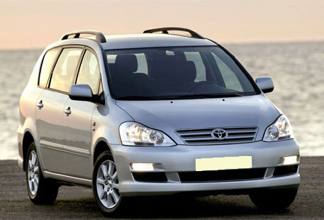 Image du vehicule TOYOTA AVENSIS VERSO PHASE 2 - 5P 2004-01->2006-09